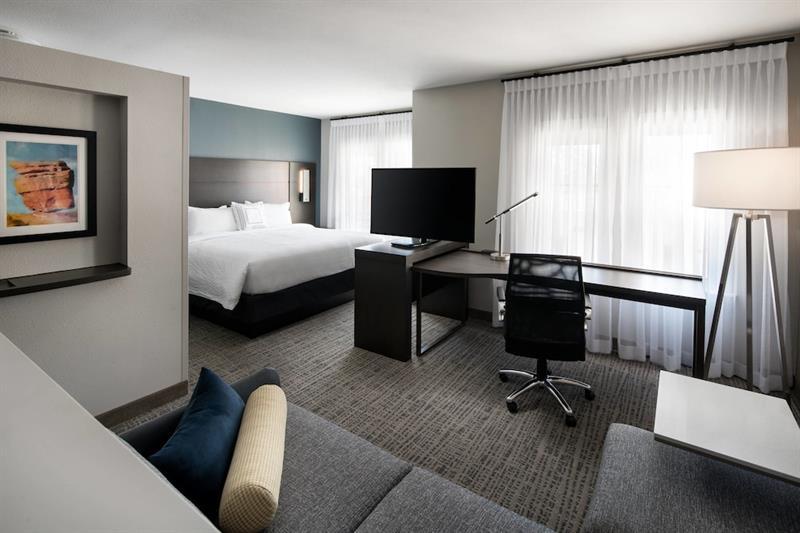 By Marriott Dallas Hotel Frisco