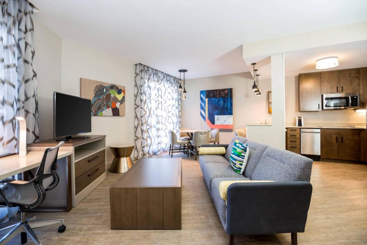 By Marriott Dallas 3* Frisco