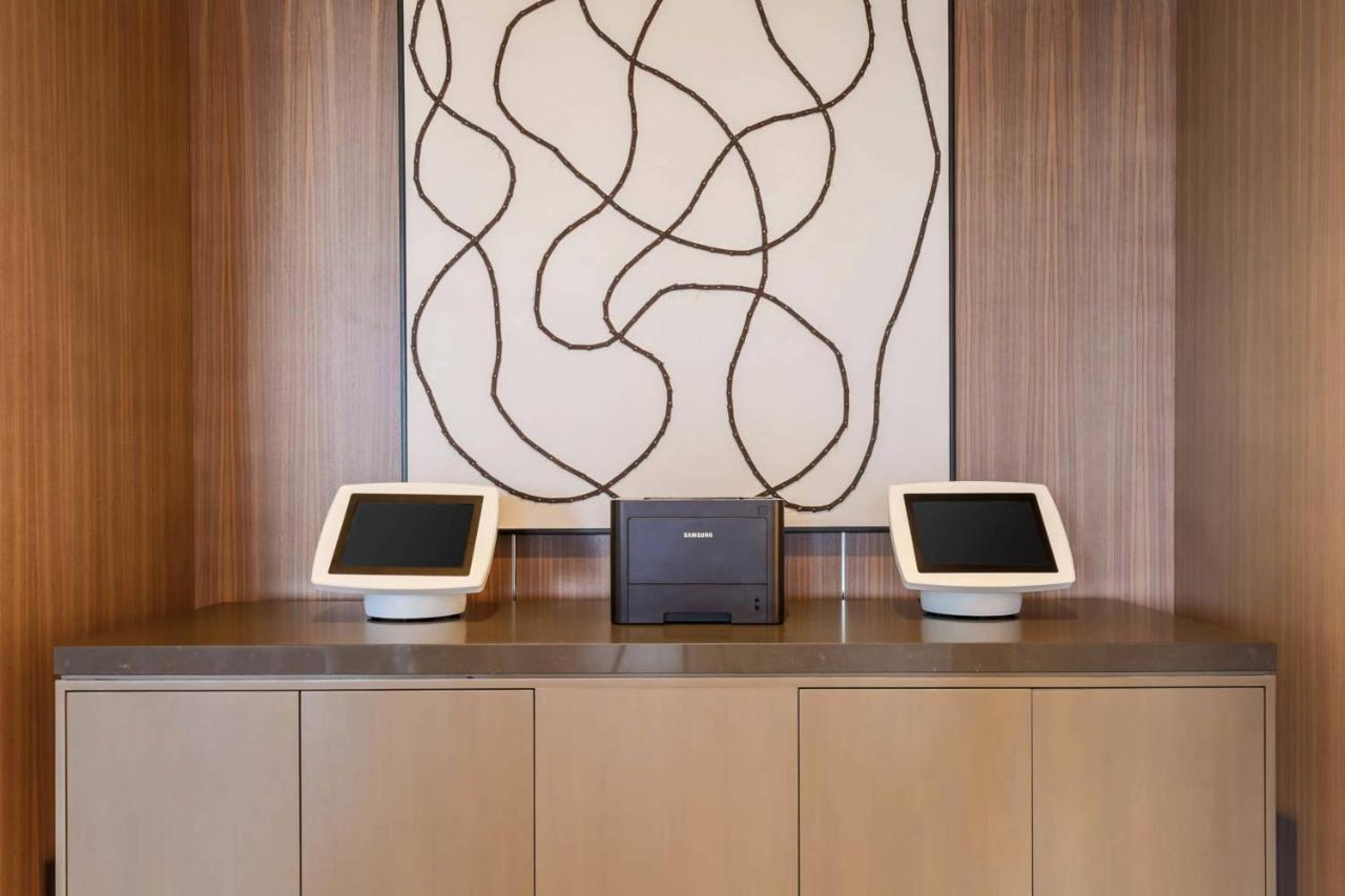 Hotel By Marriott Dallas